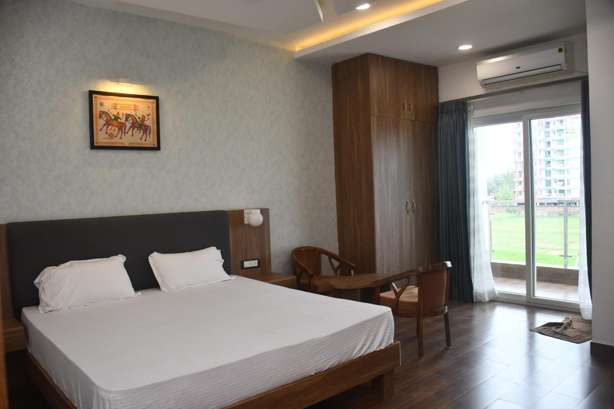Vatika Banquet And Lawn Hotel Gaya Luaran gambar